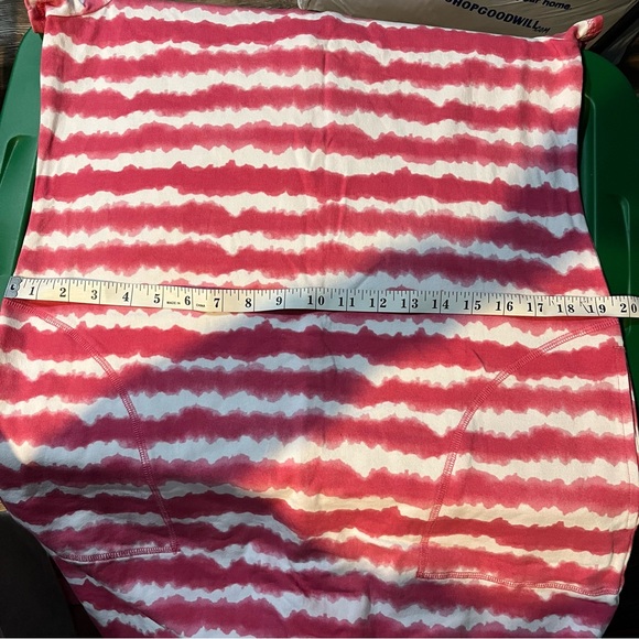 T by Talbots Womens M Wavy Tie-Dye Pink White Pullover Dress Casual Cross Back - Picture 11 of 13